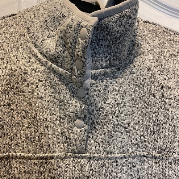 Eddie Bauer - Heather Grey Fleece Pullover - Picture 10 of 13